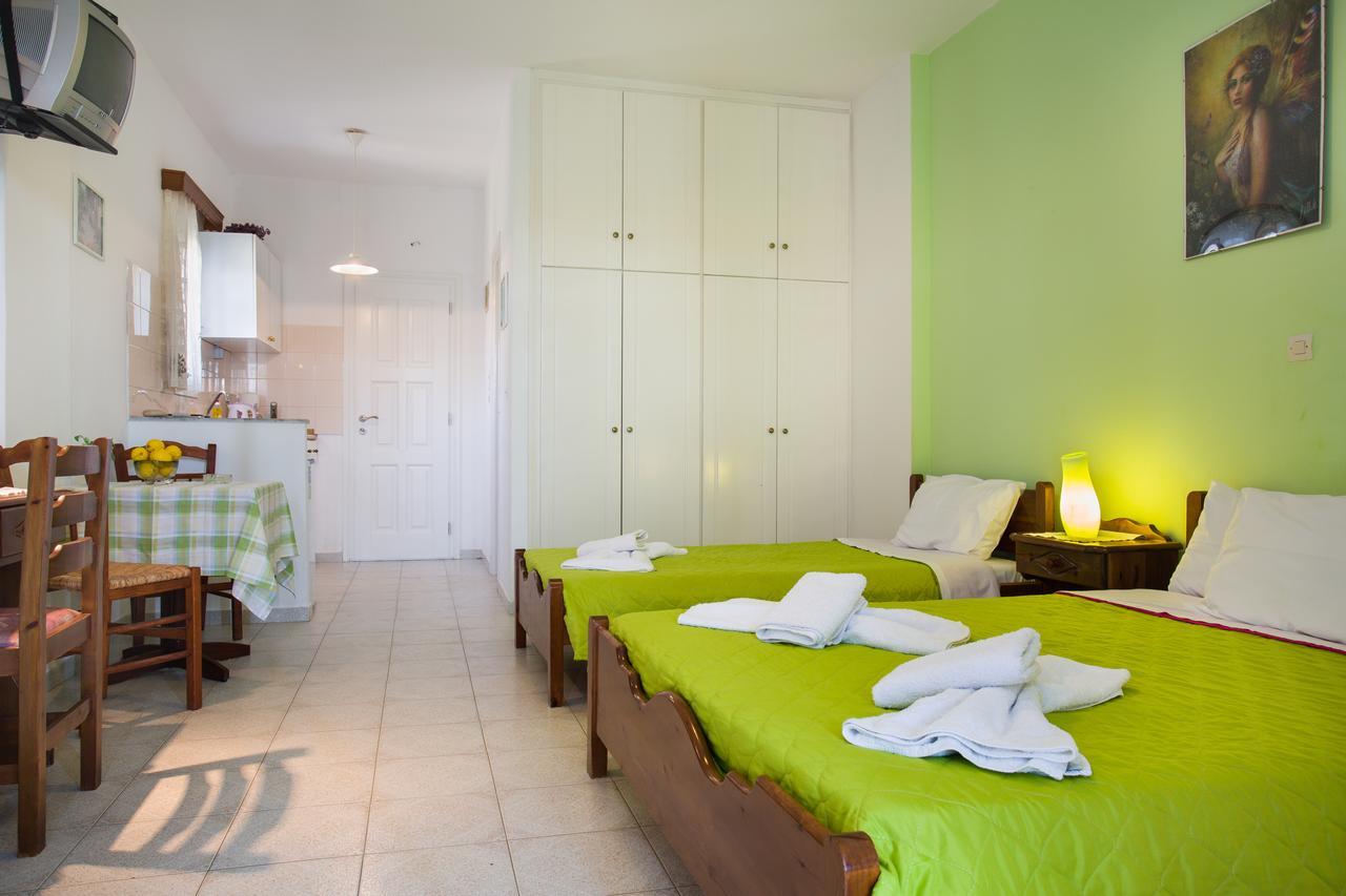 Betty Apartments Drios Luaran gambar