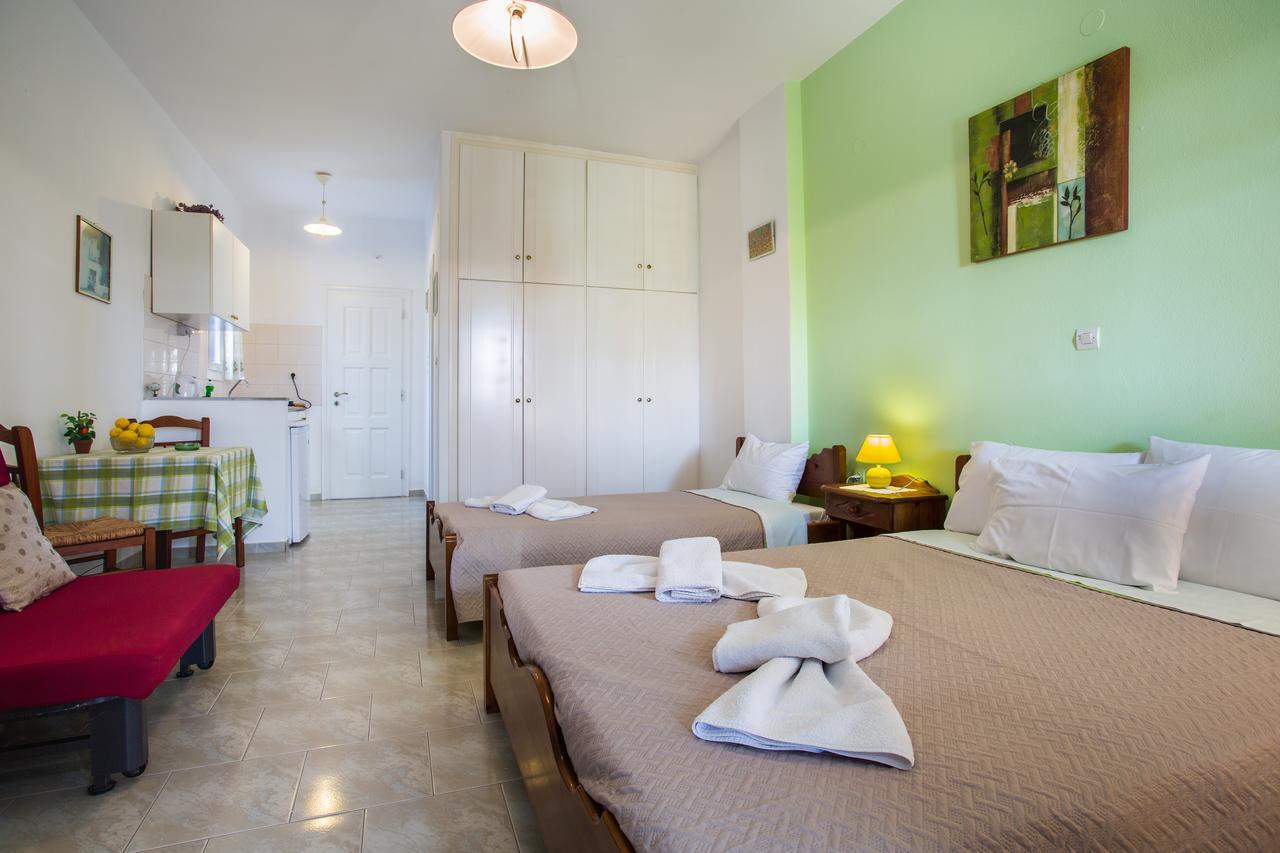 Betty Apartments Drios Luaran gambar