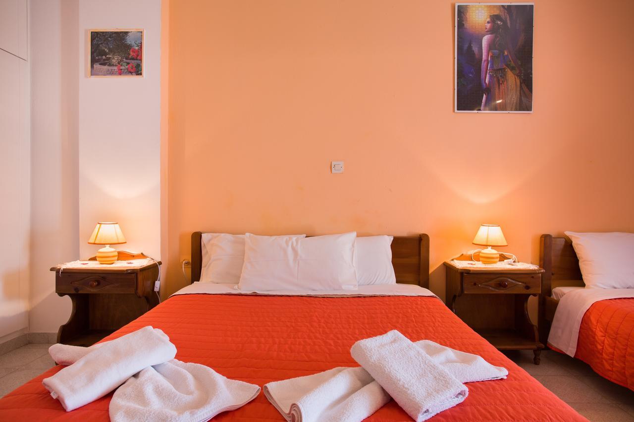 Betty Apartments Drios Luaran gambar